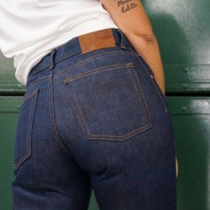 Naked and Famous Kasuri Stretch Selvedge High Waisted Jeans Size 29.